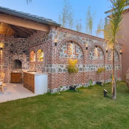 - 4 Bedroom In Hisarönü ölüdeniz Villa