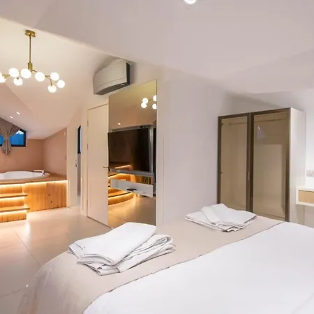 Villa - 4 Bedroom In Hisarönü ölüdeniz *