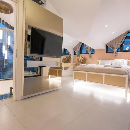 Villa - 4 Bedroom In Hisarönü ölüdeniz Fethiye