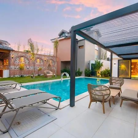- 4 Bedroom In Hisarönü ölüdeniz Fethiye